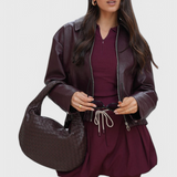 Luisa | Střední fialová pletená kabelka s detailem uzlu